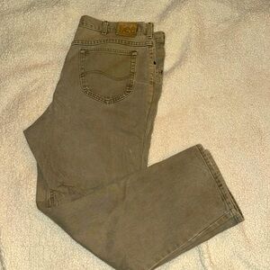 Men Lee jeans Size 42. 30